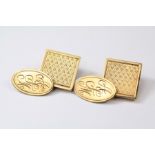 A Pair of Gentleman's 9ct Gold Cufflinks