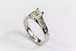 An Exquisite Phoenix Cut Diamond Ring of approximately 1 CT