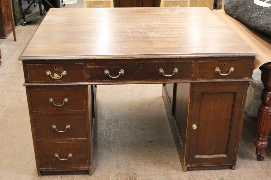 A Mahogany Partners Desk - Image 2 of 3