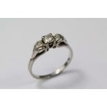 Lady's Antique 14 ct White Gold Diamond Ring