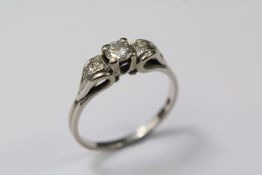 Lady's Antique 14 ct White Gold Diamond Ring