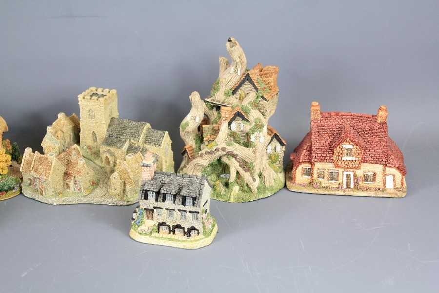 A Collection of Miniature Houses - Image 3 of 3