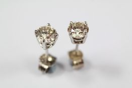 A Pair of 14ct White Gold Diamond Stud Earrings