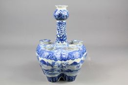 A Chinese Late 19th Century Crocus Vase