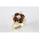 A 18ct Rhodalite and Pearl Ring