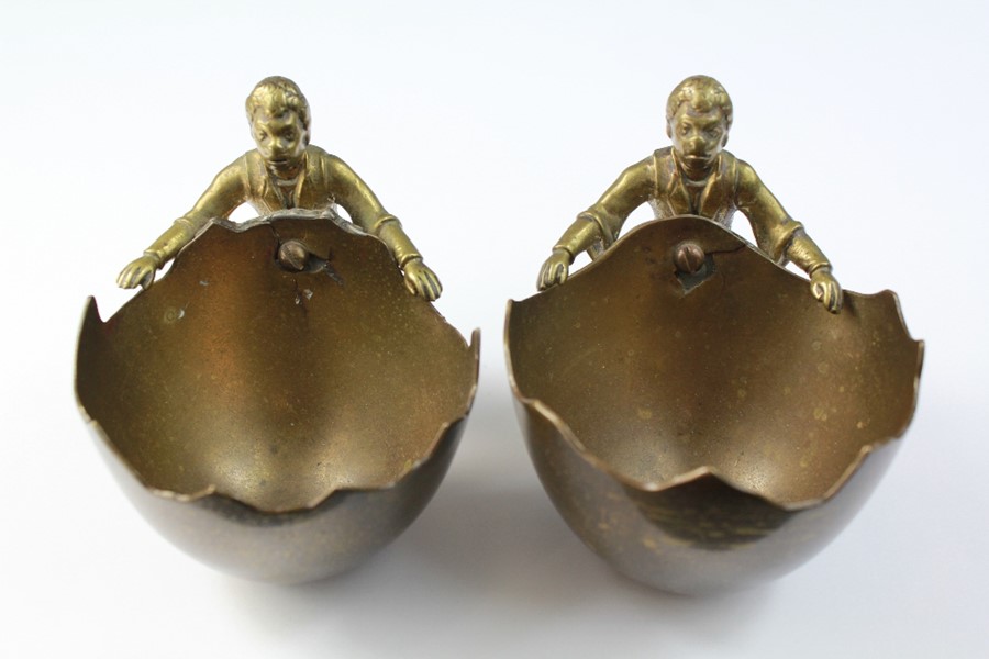 A Pair of 19th Century Brass Table Condiments - Image 2 of 3