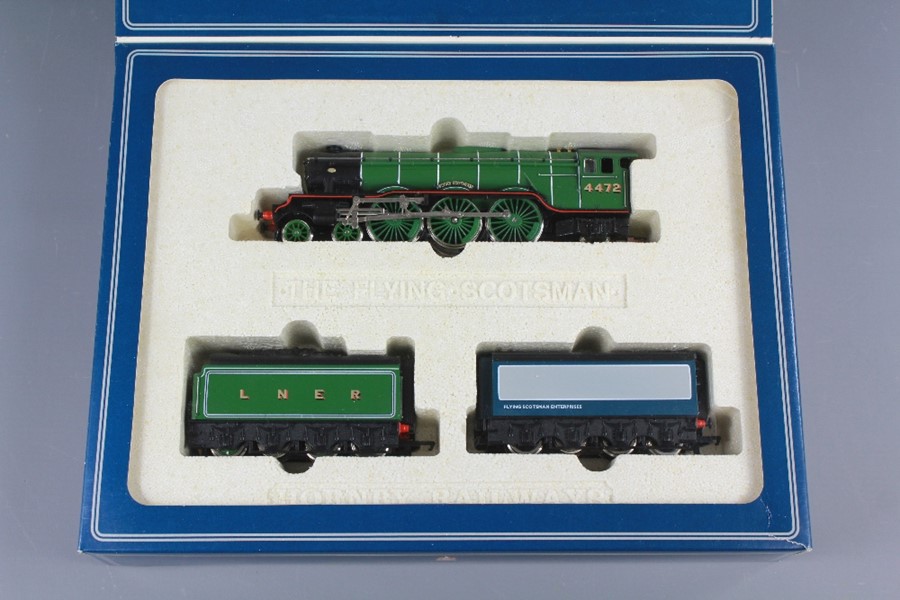 Hornby Railway The Flying Scotsman Limited Edition Presentation Set - Image 3 of 3