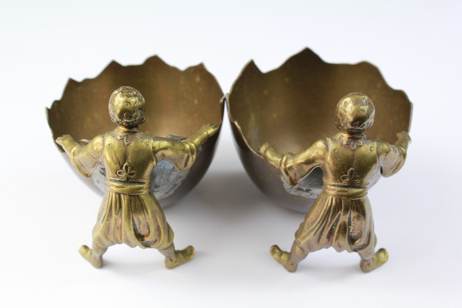A Pair of 19th Century Brass Table Condiments - Image 3 of 3