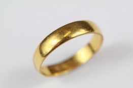 A 22ct Gold Wedding Band