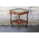 A Late Victorian Mahogany Oval Quatrefoil Shaped Vitrine/Display Table