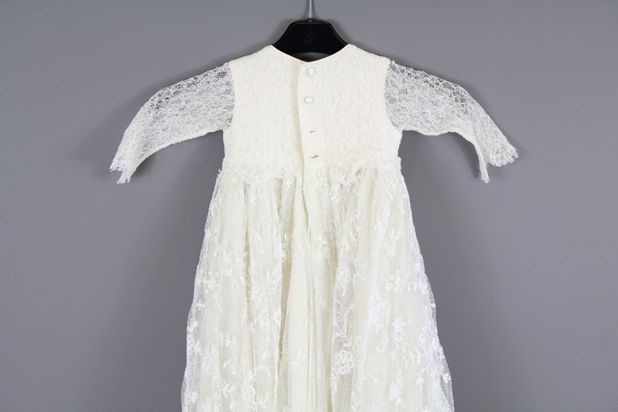A 19th Century Exquisitely Made Lace Christening Gown - Image 2 of 6