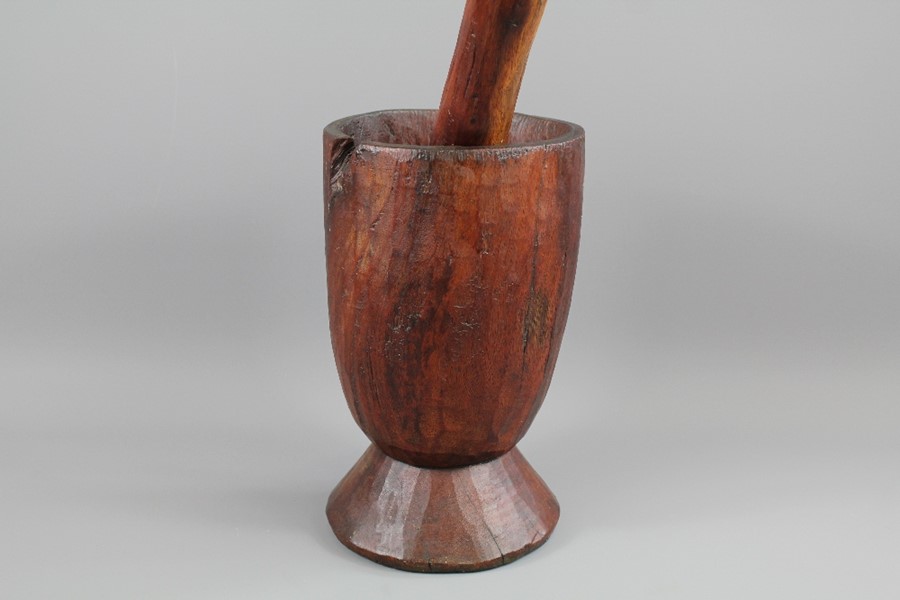 A Gambian Teak Mortar and Pestle - Image 2 of 2