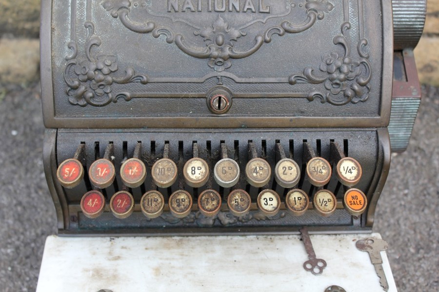 A Late Victorian Brass 'National' Cash Register - Image 3 of 9