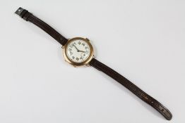 A Gentleman's Vintage 9ct Gold Trench Watch
