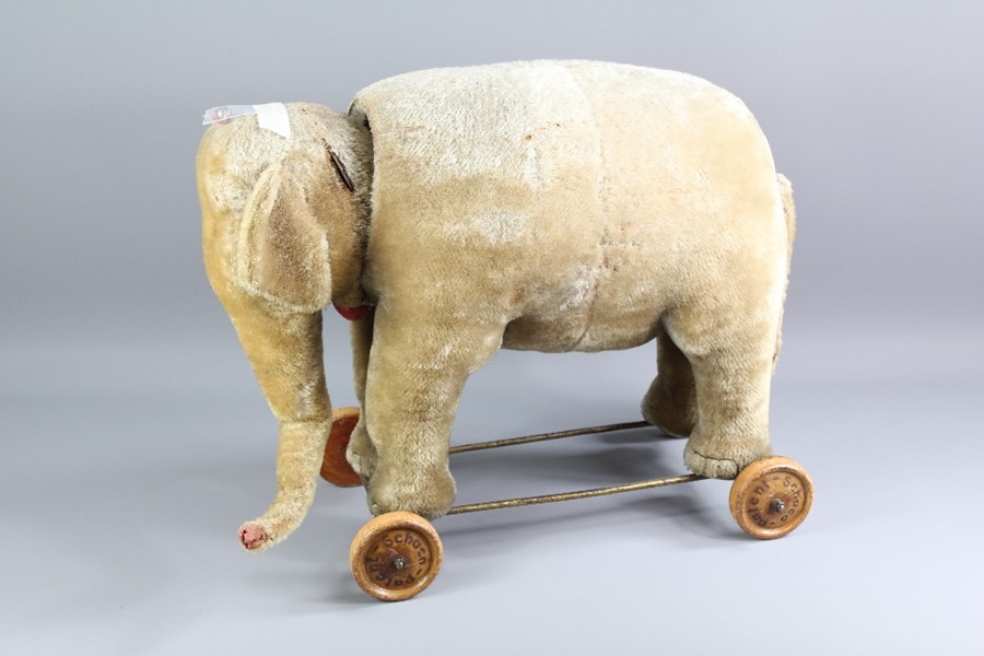 A Vintage Schuco Yes/No Mechanical Elephant