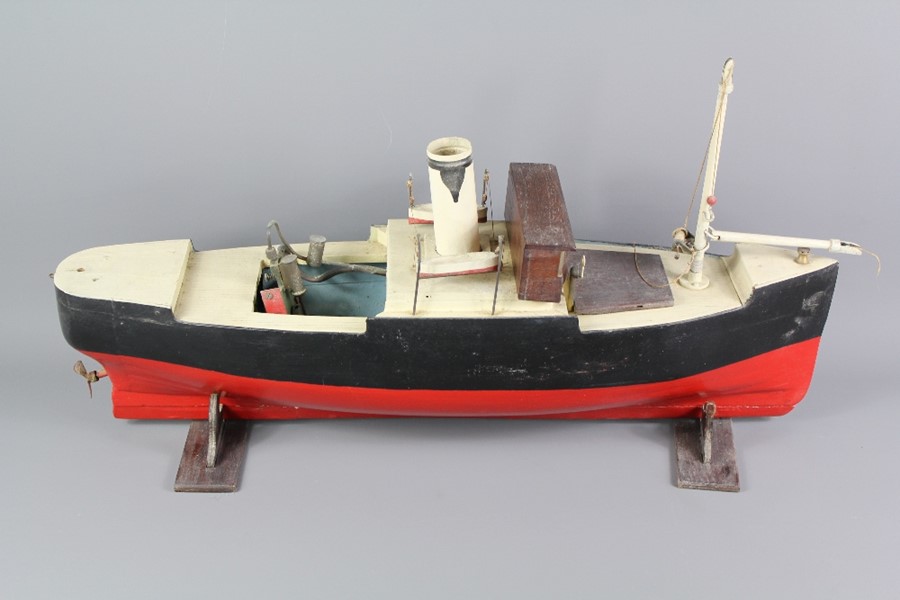 A Vintage Steam Pond Tug Boat - Image 3 of 4