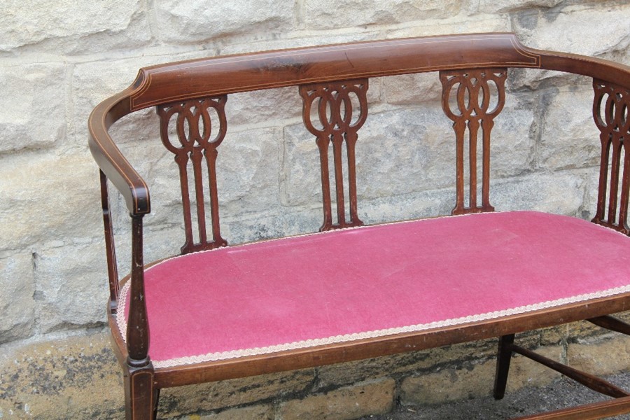 An Edwardian Window Seat - Image 2 of 3