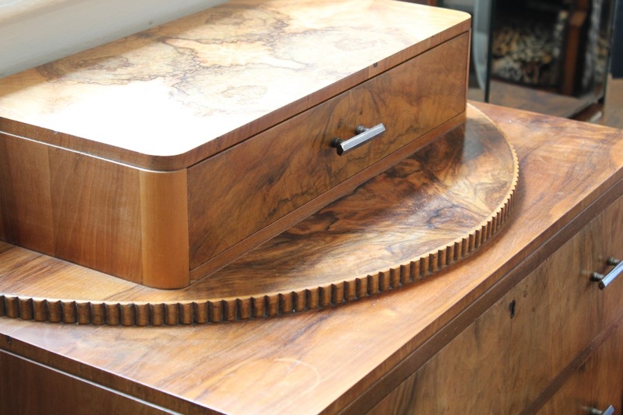 An Art Deco Walnut Dressing Table - Image 2 of 5