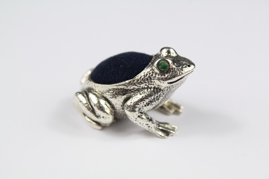A Silver Frog Pin Cushion