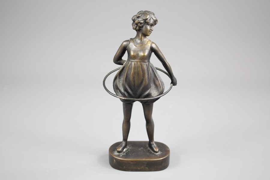 An Art Deco Bronze Figurine