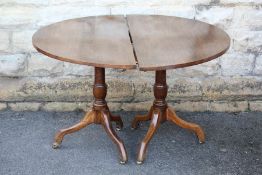 A Late Georgian Oak Oval Dining Table