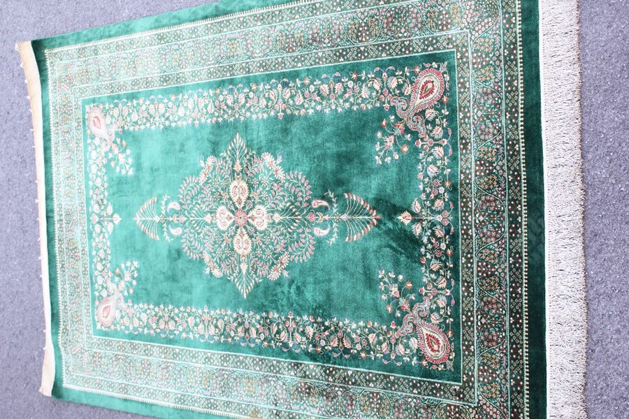 A Stunning Persian Emerald Green Pure Silk Qum Carpet/Wall Hanging - Image 2 of 5