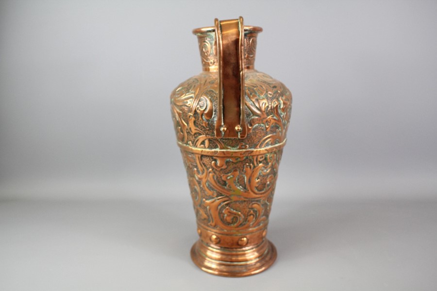 An Arts and Crafts Copper Ewer - Image 4 of 4
