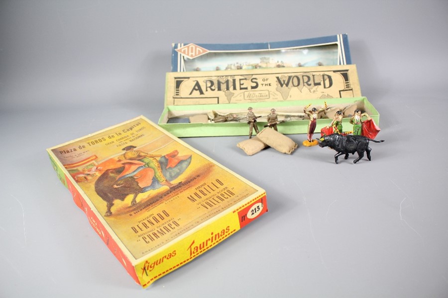 Boxed Vintage Model Figurines - Image 2 of 2