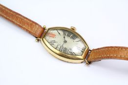 An 18ct Yellow Gold Wrist Watch