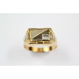 A Gentleman's 18ct Yellow Gold Signet Ring