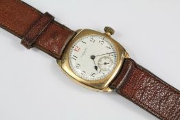 A Gentleman's Vintage 9ct Gold Waltham Wrist Watch
