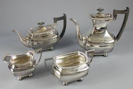 Walker & Hall Quantity of Silver Plate