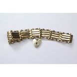 A 9ct Gold Gatelink Bracelet