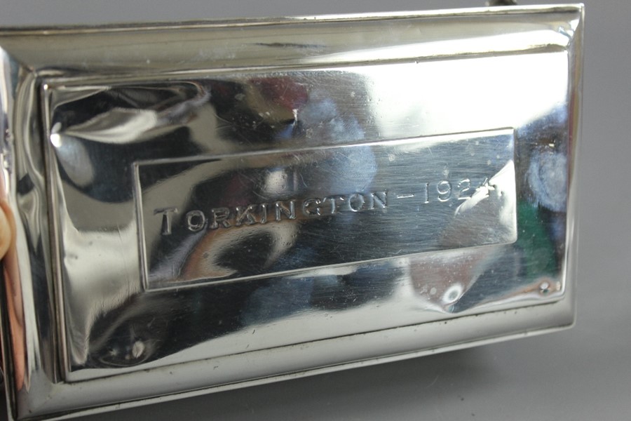 A Silver Cigarette Box - Image 2 of 3