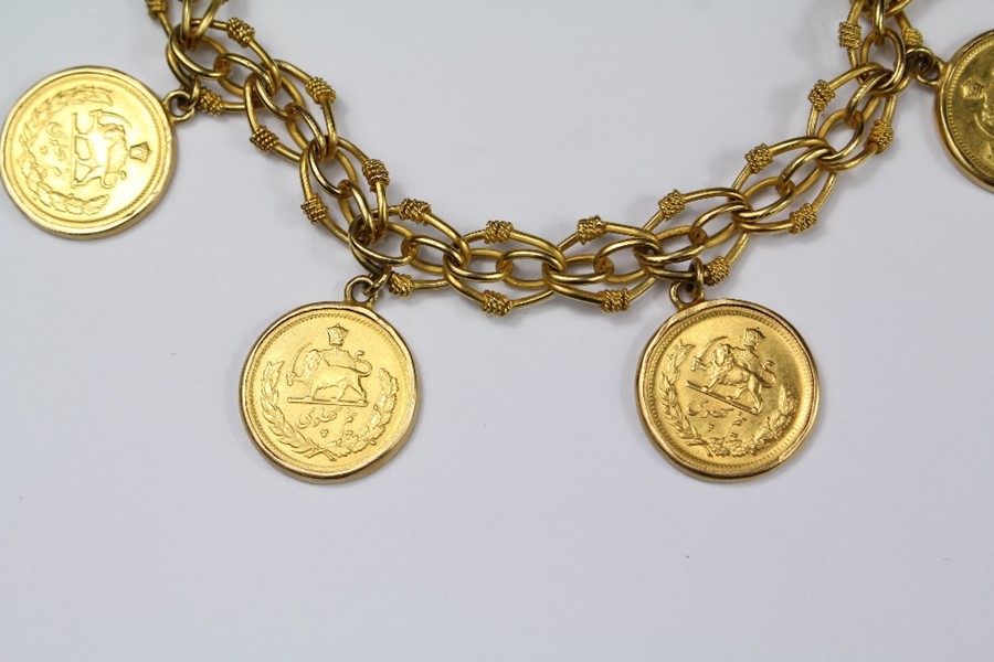 An 18ct Yellow Gold Double Chain Link Iranian Coin Bracelet - Image 6 of 8