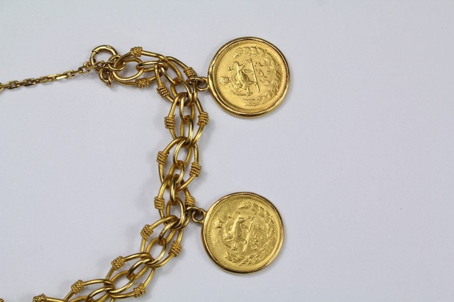 An 18ct Yellow Gold Double Chain Link Iranian Coin Bracelet - Image 7 of 8