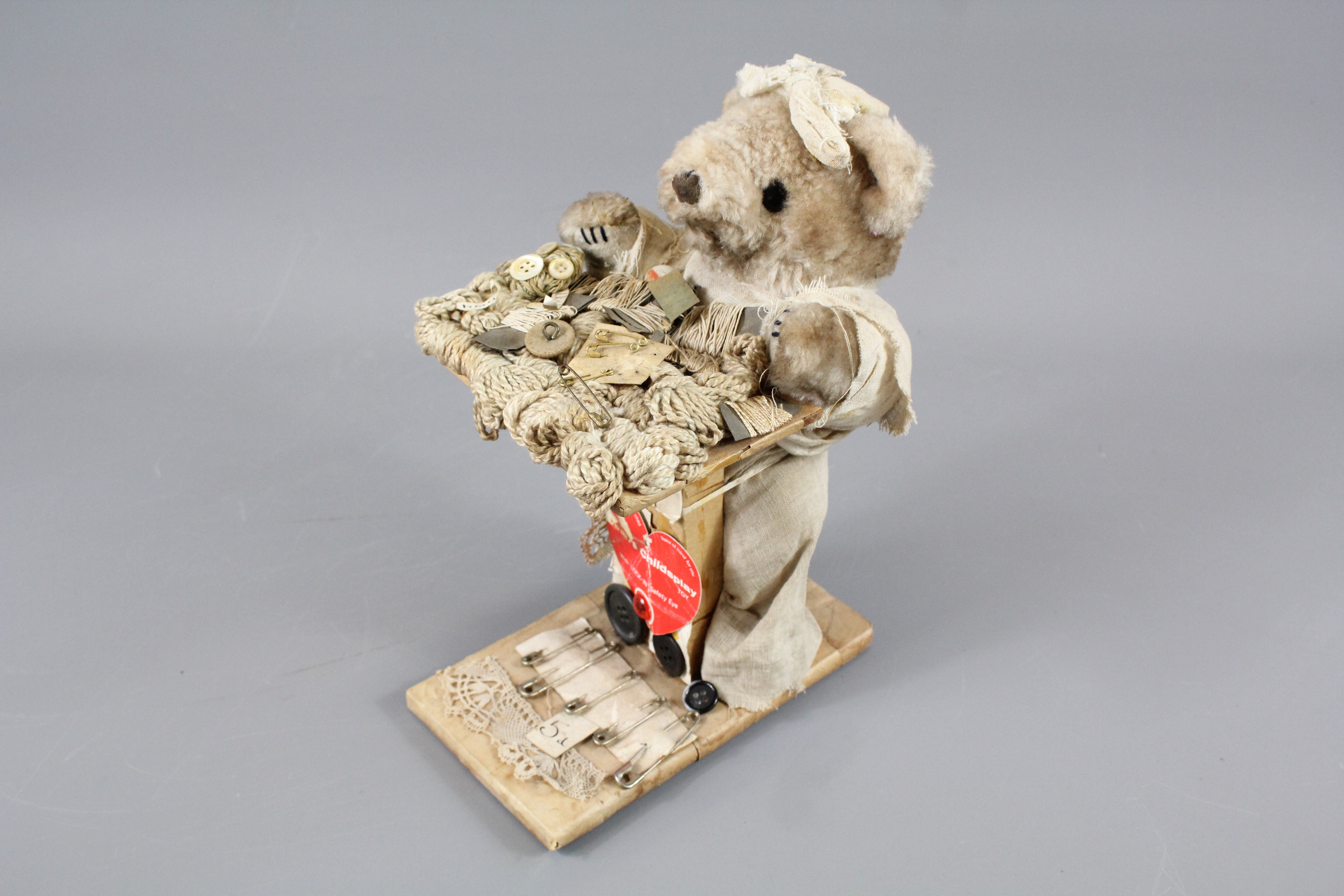 A "Pedlar Doll" Teddy Bear - Image 6 of 6