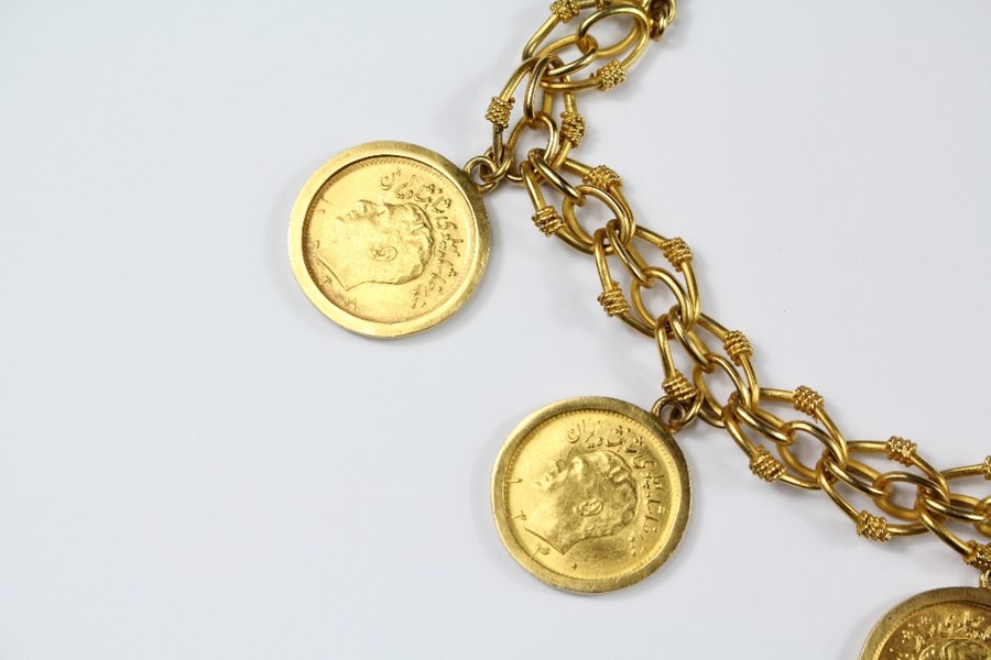 An 18ct Yellow Gold Double Chain Link Iranian Coin Bracelet - Image 2 of 8