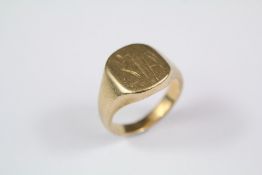 A 9ct Yellow Gold Signet Ring
