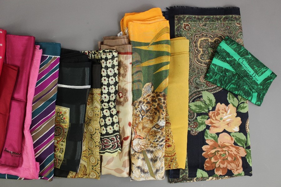 A Selection of Ladies Scarves and Squares - Image 4 of 5