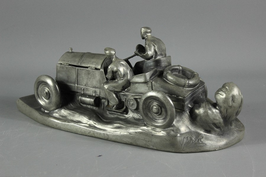 An Early 20th Century Pewter-Effect Inkwell - Image 5 of 5