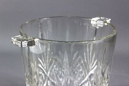 An Argyle Fine Cut Crystal Whisky Decanter Set