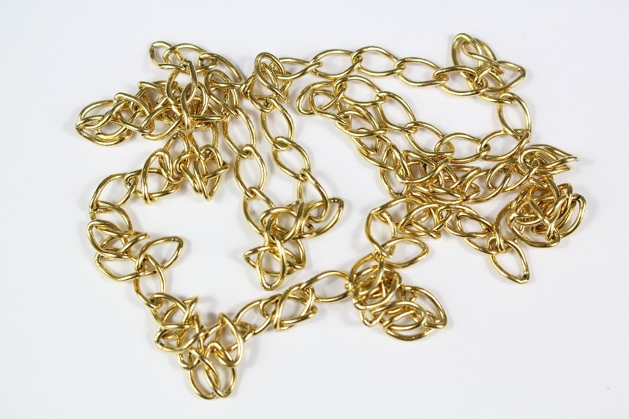 An 18ct Yellow Gold Chain, approx 25.8 gms. - Image 2 of 3