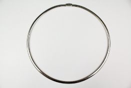 A 14ct White Gold Collar Necklace