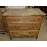 EARLY 20TH CENTURY FRENCH OAK CHEST OF THREE DRAWERS (90CMS)