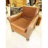 LEATHERETTE CLUB CHAIR