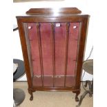 1930S OAK AND GLAZED BOW FRONT DISPLAY CABINET ON BALL AND CLAW FEET (72X122)