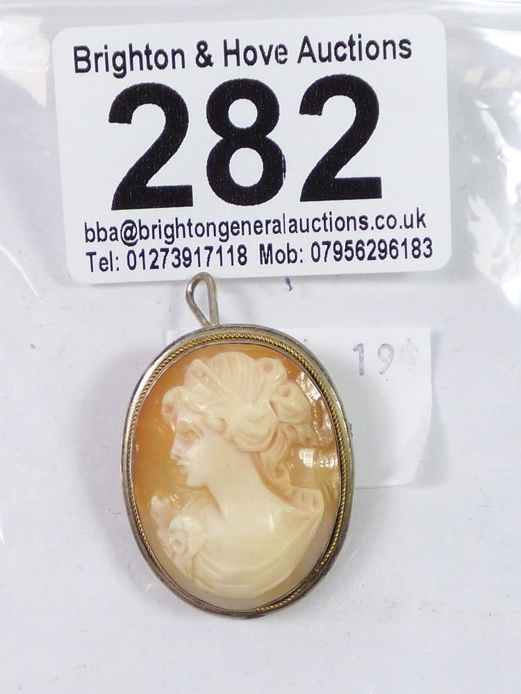 A CAMEO BROOCH IN A CONTINENTAL 800 SILVER SURROUND