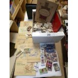 QUANTITY OF CIGARETTE CARDS, SOME IN ALBUMS