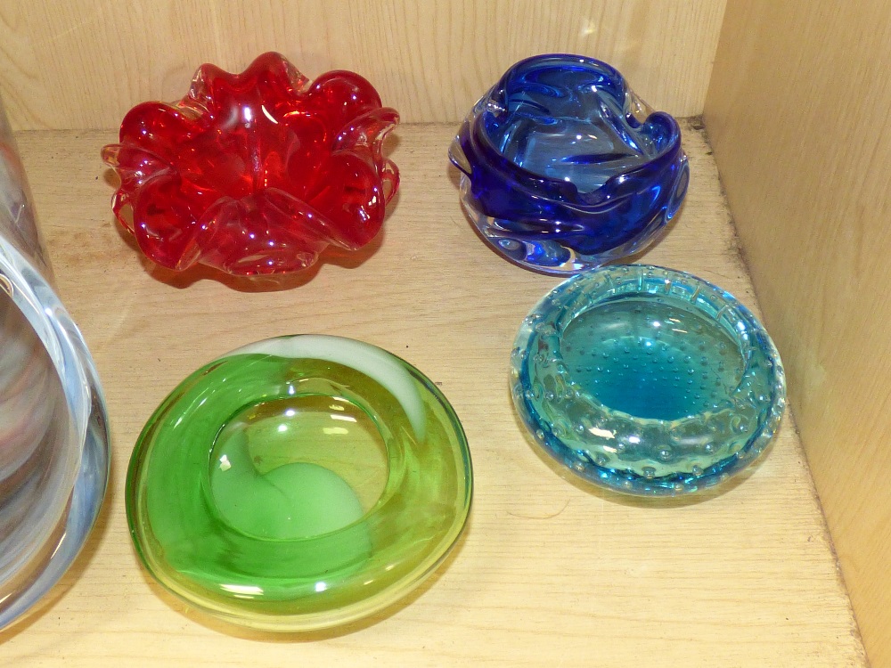 FIVE PIECES OF STUDIO GLASSWARE - Image 2 of 2